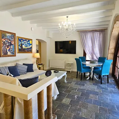 Willa Old Town Pearl Rhodes City